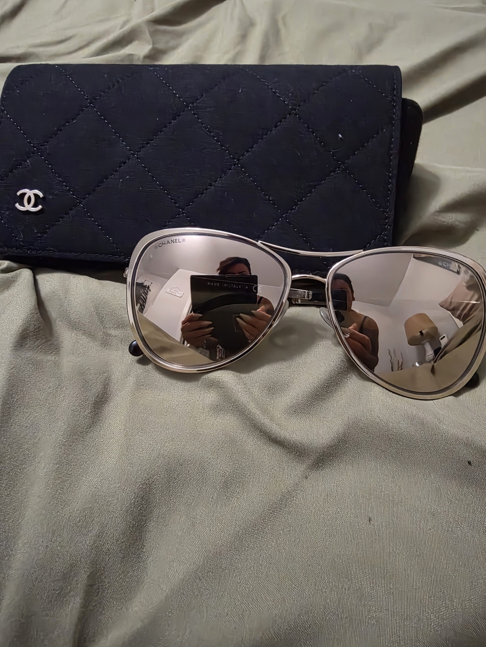CHANEL Gold Mirrored Cat-Eye Sunglasses with Black Case